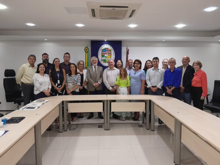 Uema empossa novos pró-reitores para o quadriênio 2023-2026