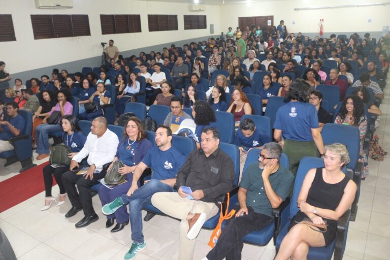 IV ENIPEL e VI ENAELL são realizados na Uema Campus Caxias