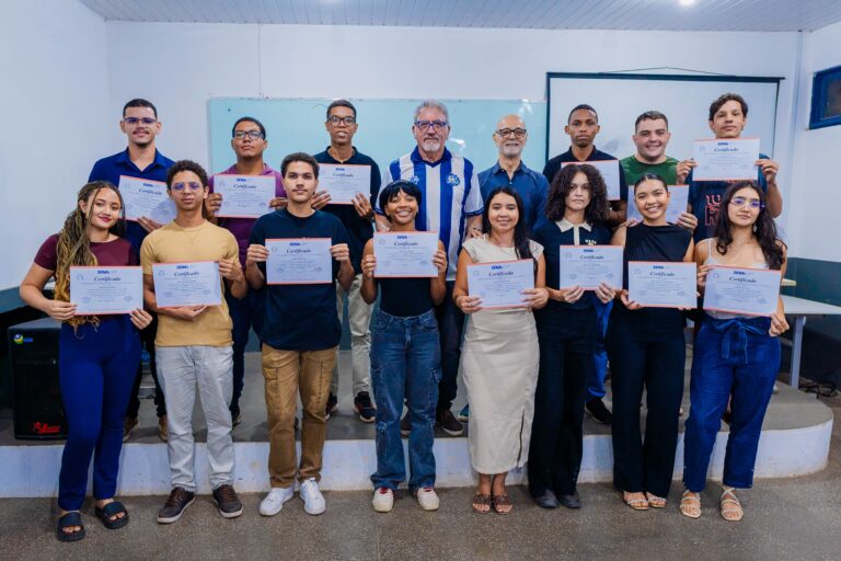 Uema realiza a certificação de 17 discentes em curso de Processos Construtivos