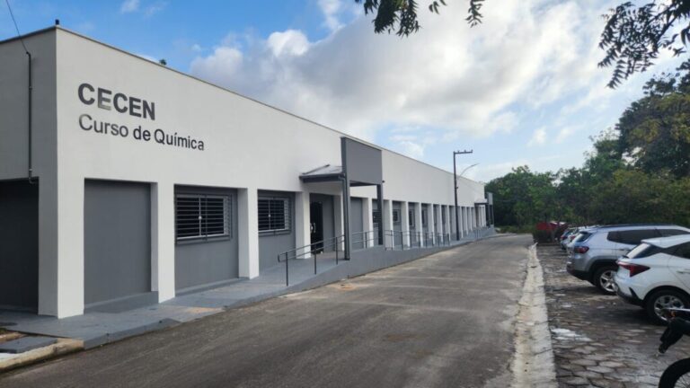 Uema realiza XIV Jornada do Químico com foco na formação científica e inovação